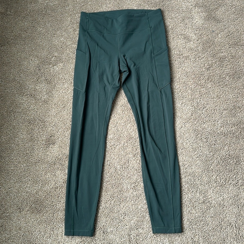 Lululemon leggings women size 8